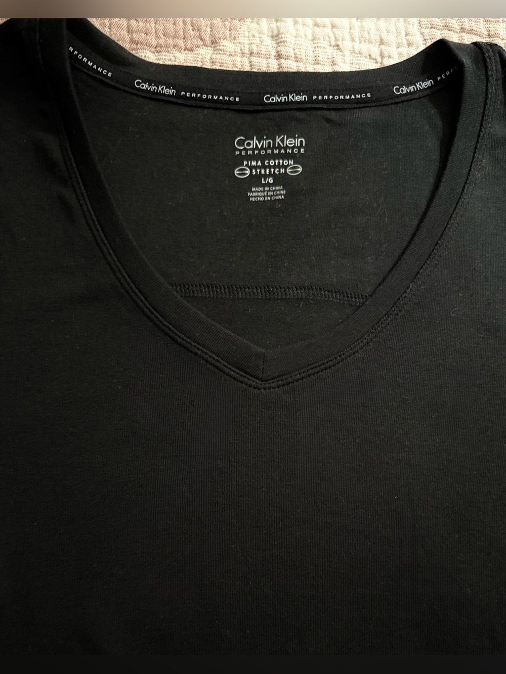 CALVIN KLEIN PERFORMANCE BLACK VNECK 3/4 SLEEVE PIMA COTTON TOP NWT - Picture 3 of 11